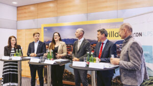 Pressekonferenz 10 Jahre SILICON ALPS mit Stefanie Rud, Matthias Pirs, Sarah Katholnig, Willibald Ehrenhöfer, Daniel Fellner und Robert Gfrerer