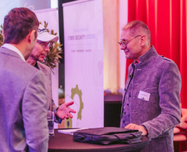 Meet the CEO-Stand