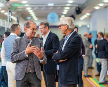 Gespräch im Foyer der EBSCON