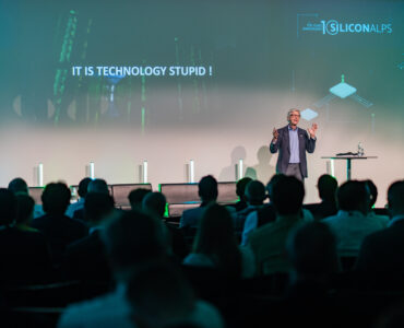 Hermann hauser auf der Bühne der EBSCON